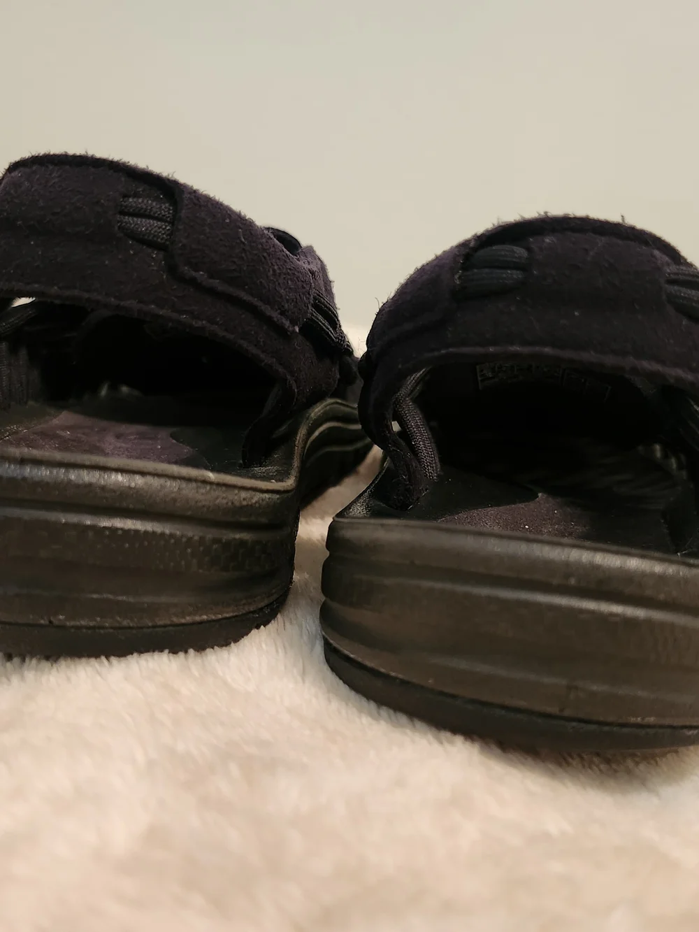Keen Black Cord Woven Slip On Sandals Adjustable Tie Black Women 7.5